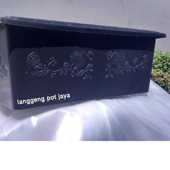 ▼ Pot tanaman plastik Hitam SHALLOM panjang motif bunga ukuran 65 cm ✵