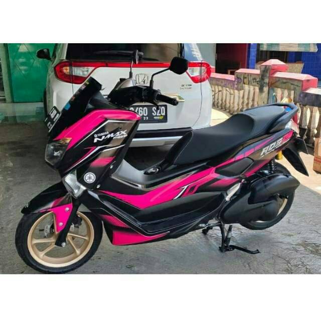 Decal full body yamaha nmax grafis pink