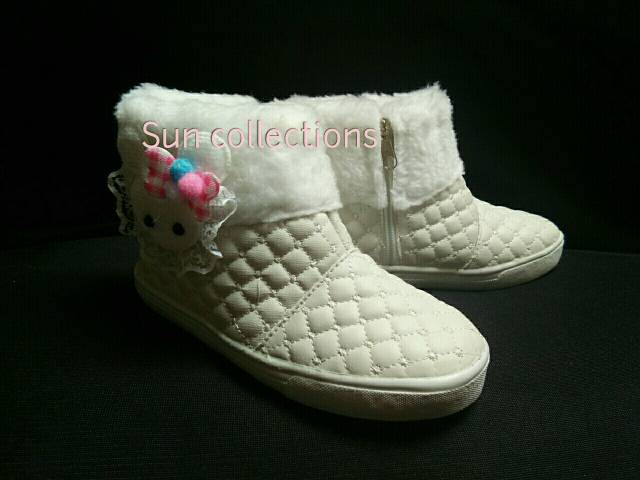 Sepatu Boots anak Perempuan White/Putih