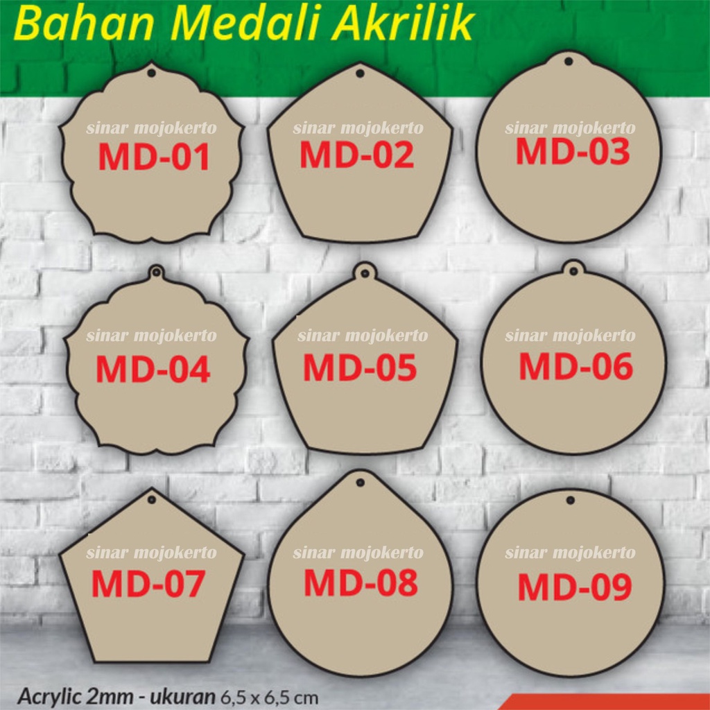 

Bahan Medali Wisuda Akrilik 6,5 Cm // Polos Tebal 2 Mm