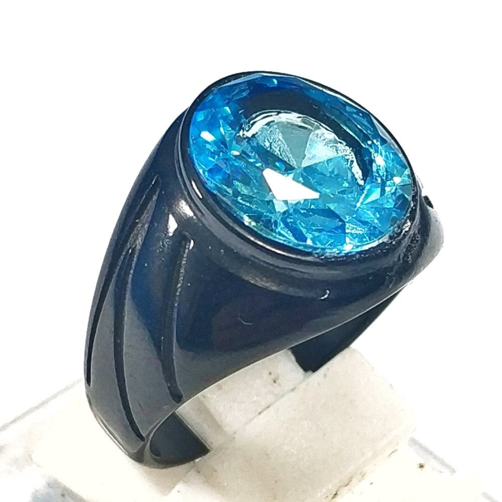 CINCIN TITANIUM HITAM PERMATA BLUE TOPAZ SKY