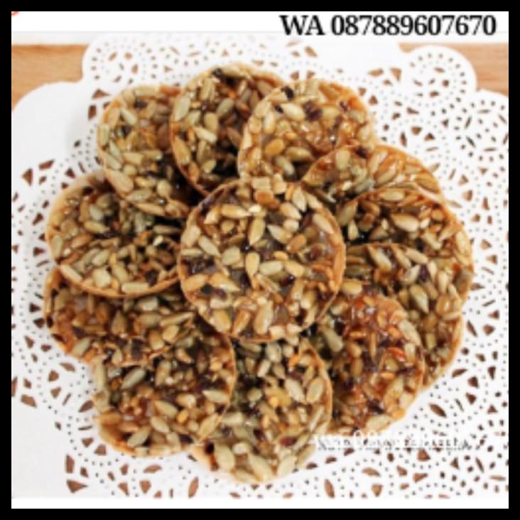 

Tepung Florenta Mix 500 Gram Untuk Florentine Cookies, Bee Stings Dll