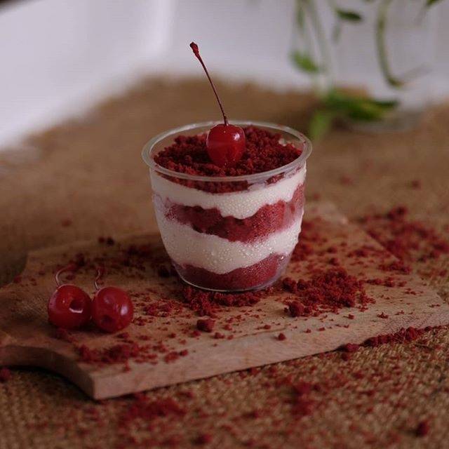 RED VELVET CAKE
