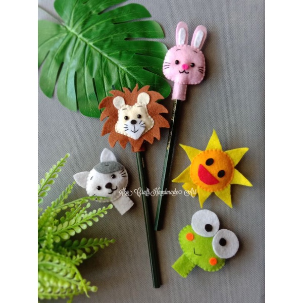 

pensil hias karakter 2 lusinan