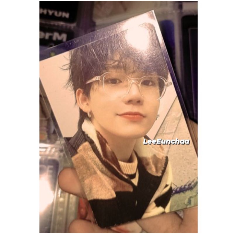 pc hyunsuk kacamata