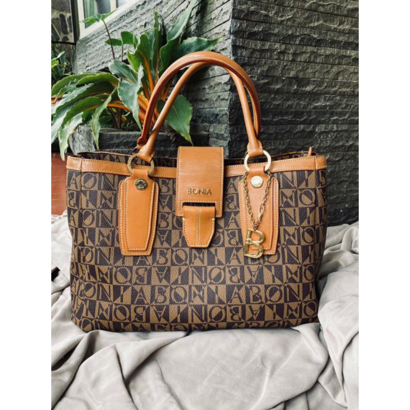 Tas Bonia shoulder bag monogram original authentic preloved