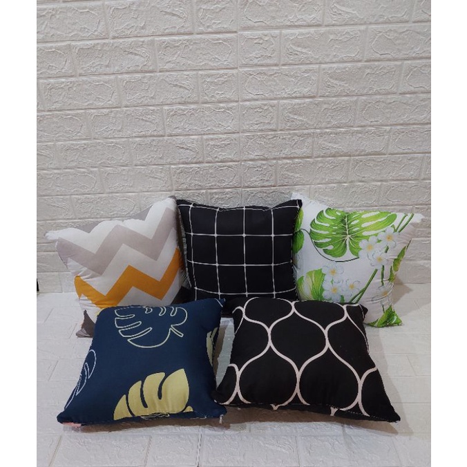 SARUNG BANTAL SOFA 40 × 40 ( SARUNG BANTAL katun motif  ) SLEETING