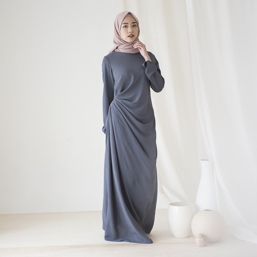 Aska Label - Praya - Gamis dengan drape bagian depan samping warna ungu dusty, dusty pink, coklat, biru indigo