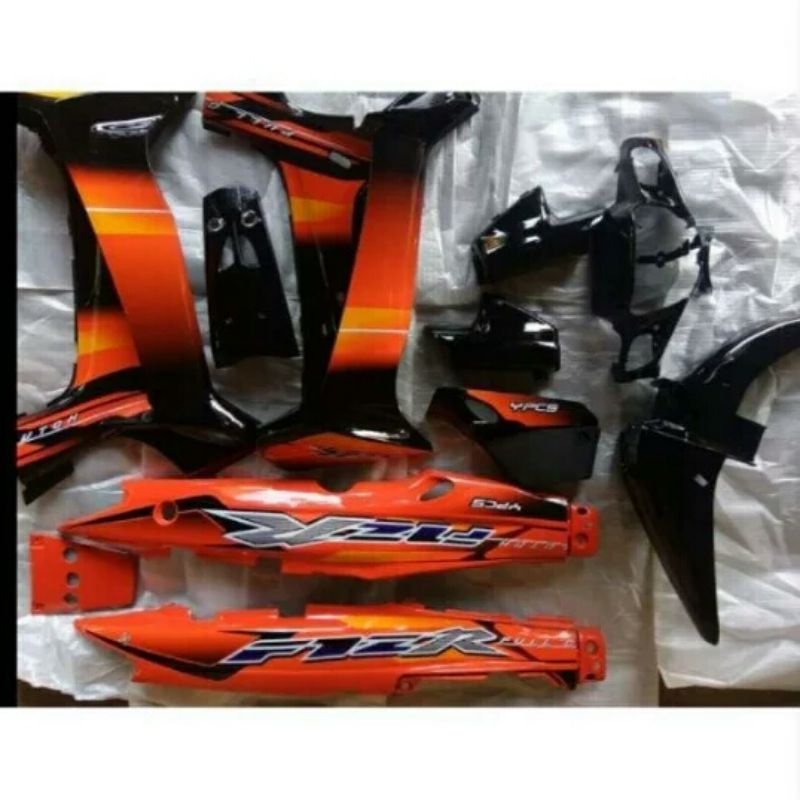 bodi Alus Yamaha FIZR tahun 2004