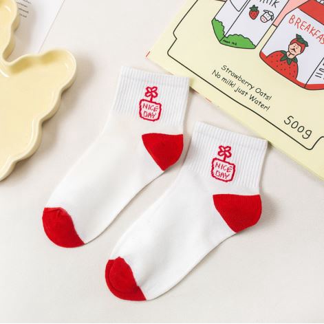 DF KK205 Kaos Kaki Wanita Motif Cherry Merah Kaos Kaki Pendek Socks Fashion Korean