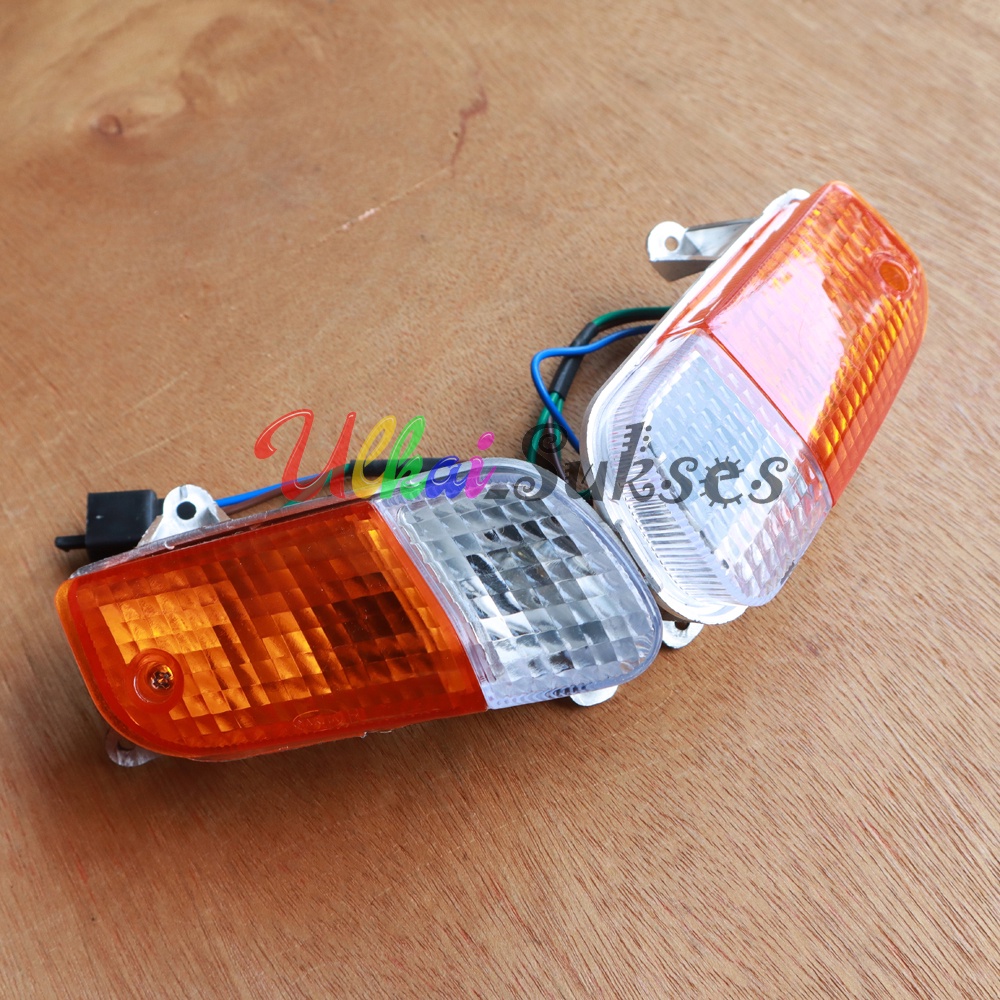 Mika Kaca Plus Lampu Sen Motor Grand l Mica Sein Depan Plus Lampu Dan Songket 1set Bahan Akrilik Kualitas Standar Original Honda Grand Legenda