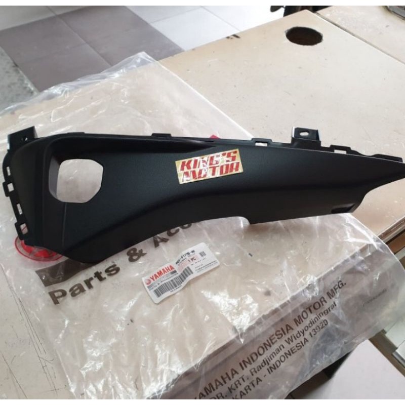 Mole Side Cover Step Aerox Old 155 Sebelah Kiri/Kanan