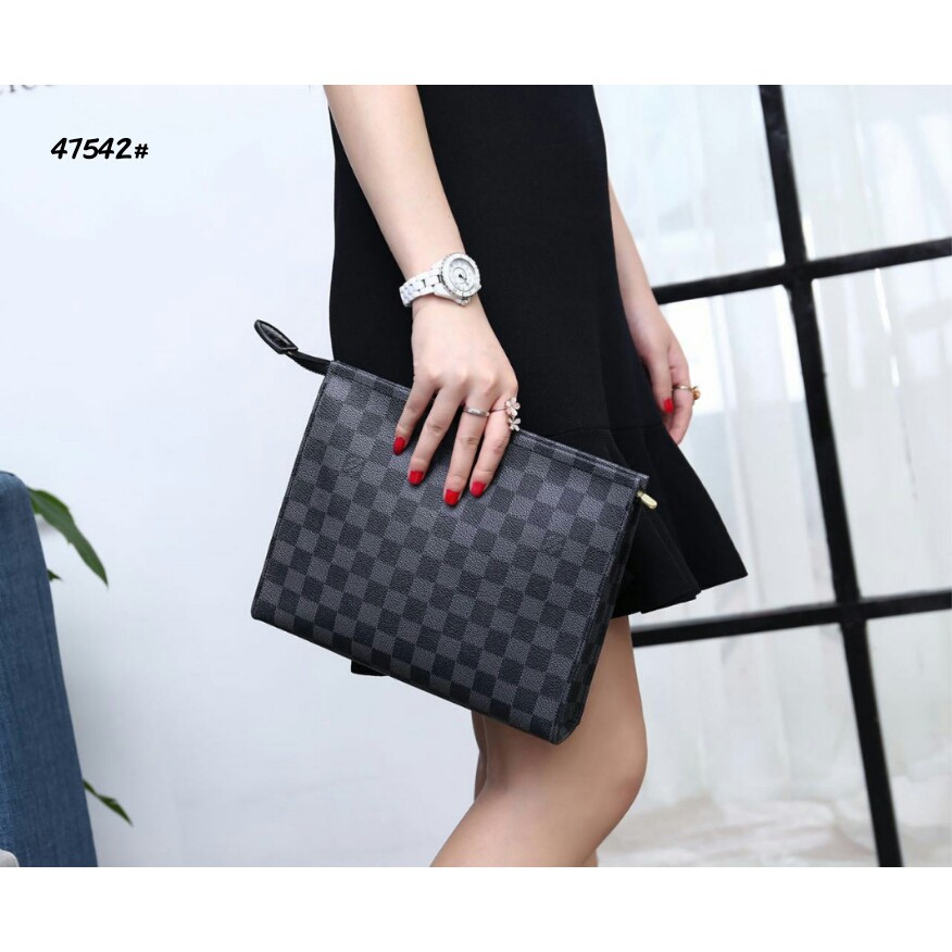 High Premium LV Louis Vuitton Toiletry Pouch 26 Handbag 47542