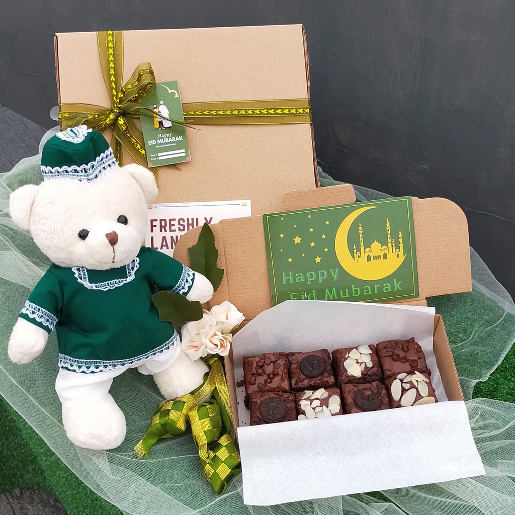 

Brownies Festive Box - Hampers Kue Lebaran by Coobies | Eid Hantaran Paket Lebaran