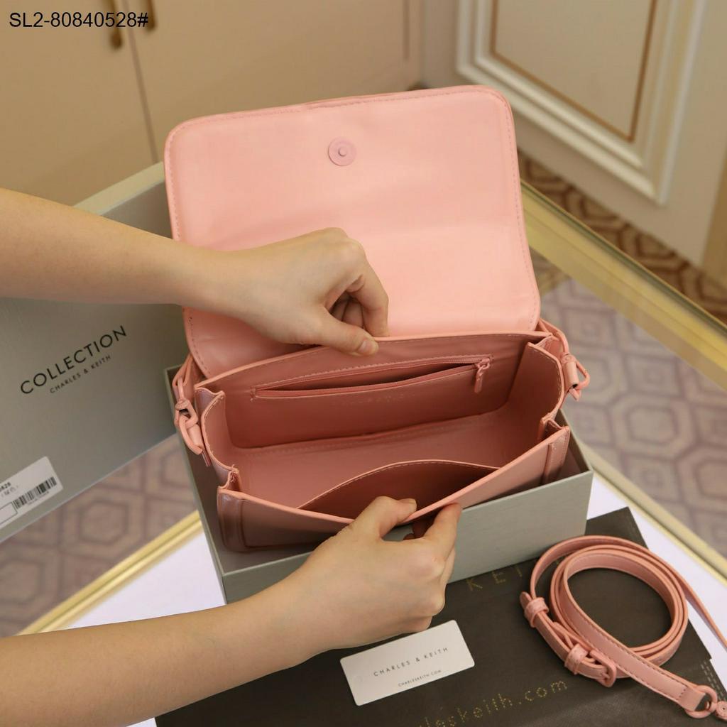 SL2-80840528 Gabine Leather Crossbody Bag