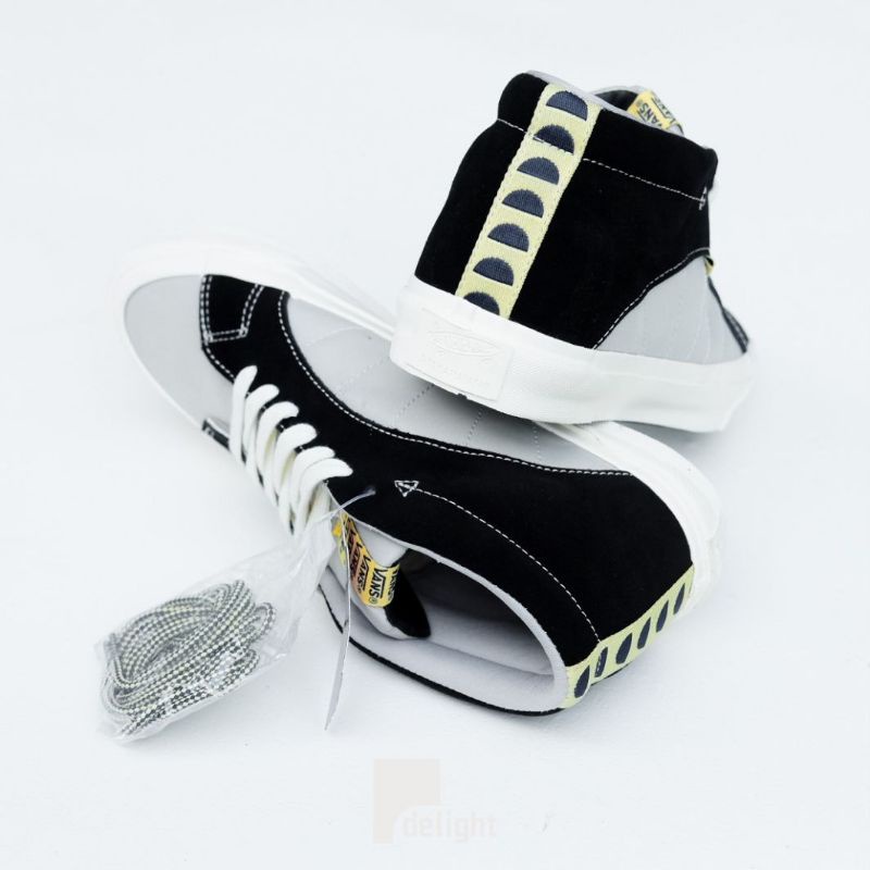 Sepatu Vans Snake Trail Lx Suede/Nylon Black Mirage Grey Original