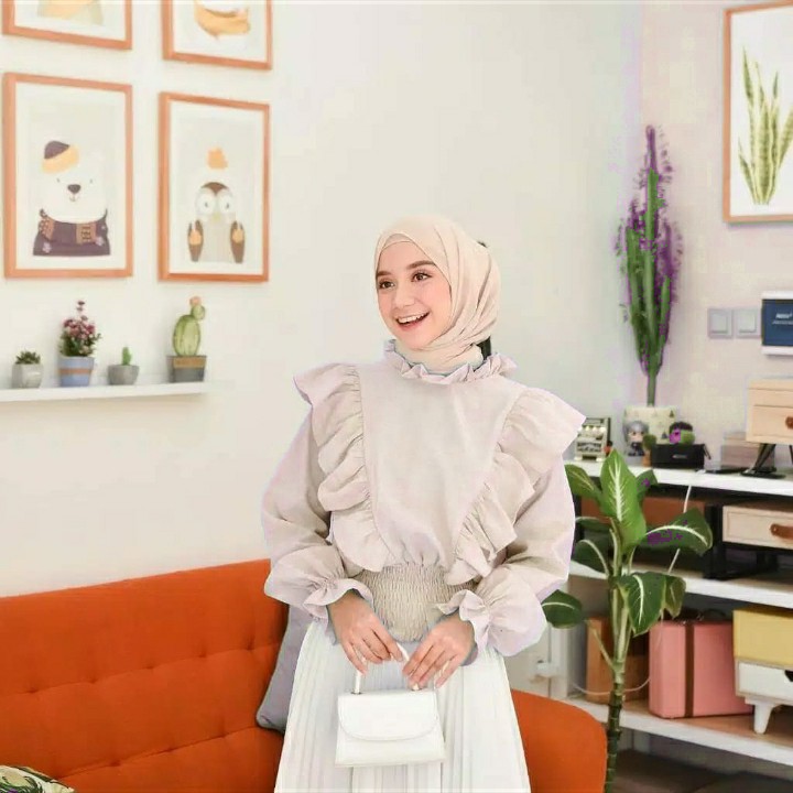 KALILA BLOUSE / BLOUSE WANITA / ATASAN WANITA-PUTIH