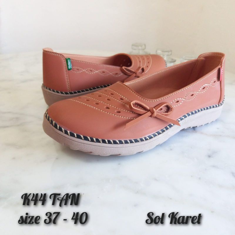 FLAT SHOES KICKERS PITA SAMPING K44 SOL KARET SEMI KULIT