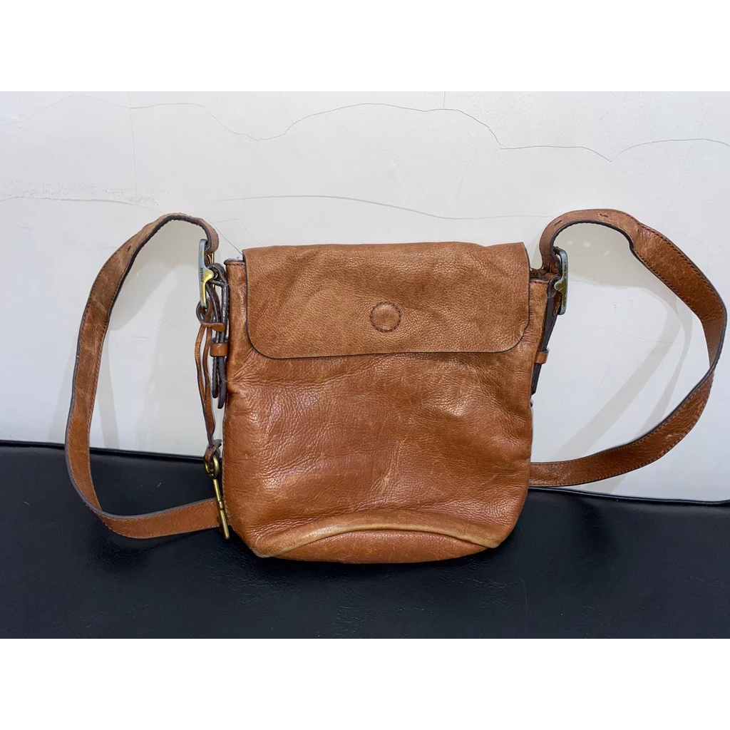 PRELOVED TAS SLEMPANG / SLINGBAG PRIA FOSSIL ORIGINAL