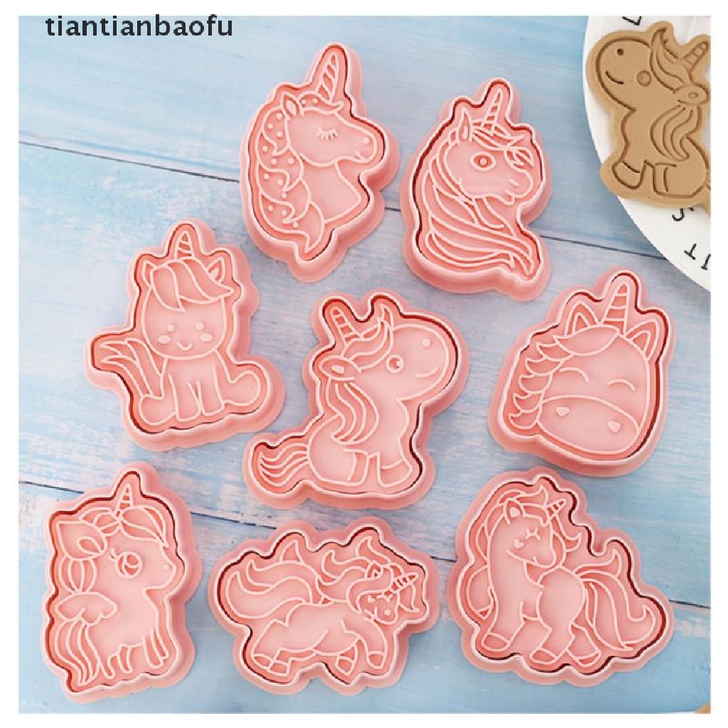 8pcs / set Cetakan Biskuit Bentuk Kartun Unicorn 3D Bahan Plastik