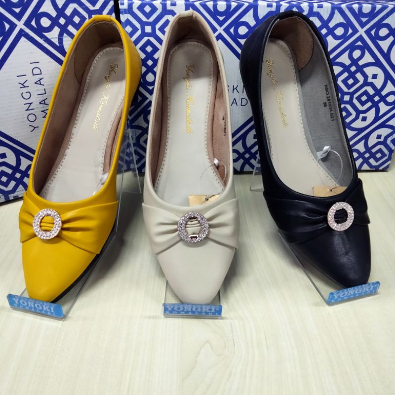 flat shoes yongki komaladi