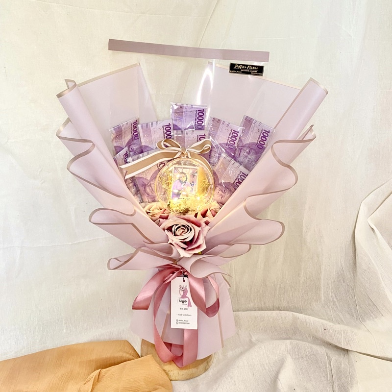 Buket uang 10ribu an warna soft lilac/acrylic ball led lamp