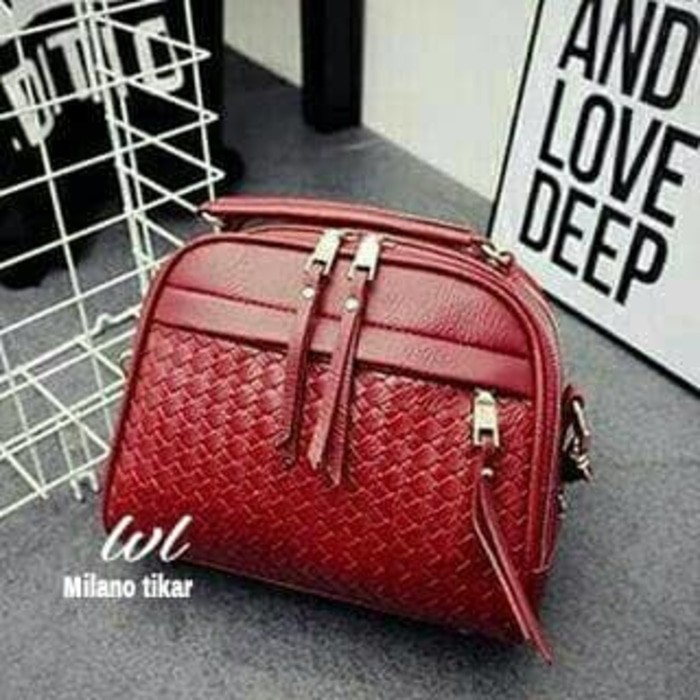 Milano Anyam / Tas Selempang Milano Anyam / Tas Selempang Tikar Wanita