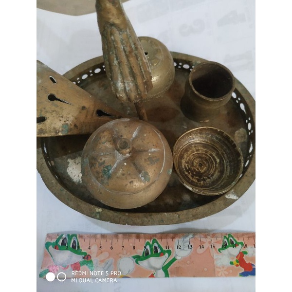 tempat sirih/ kinangan kuningan jadul asli model payung krawangan