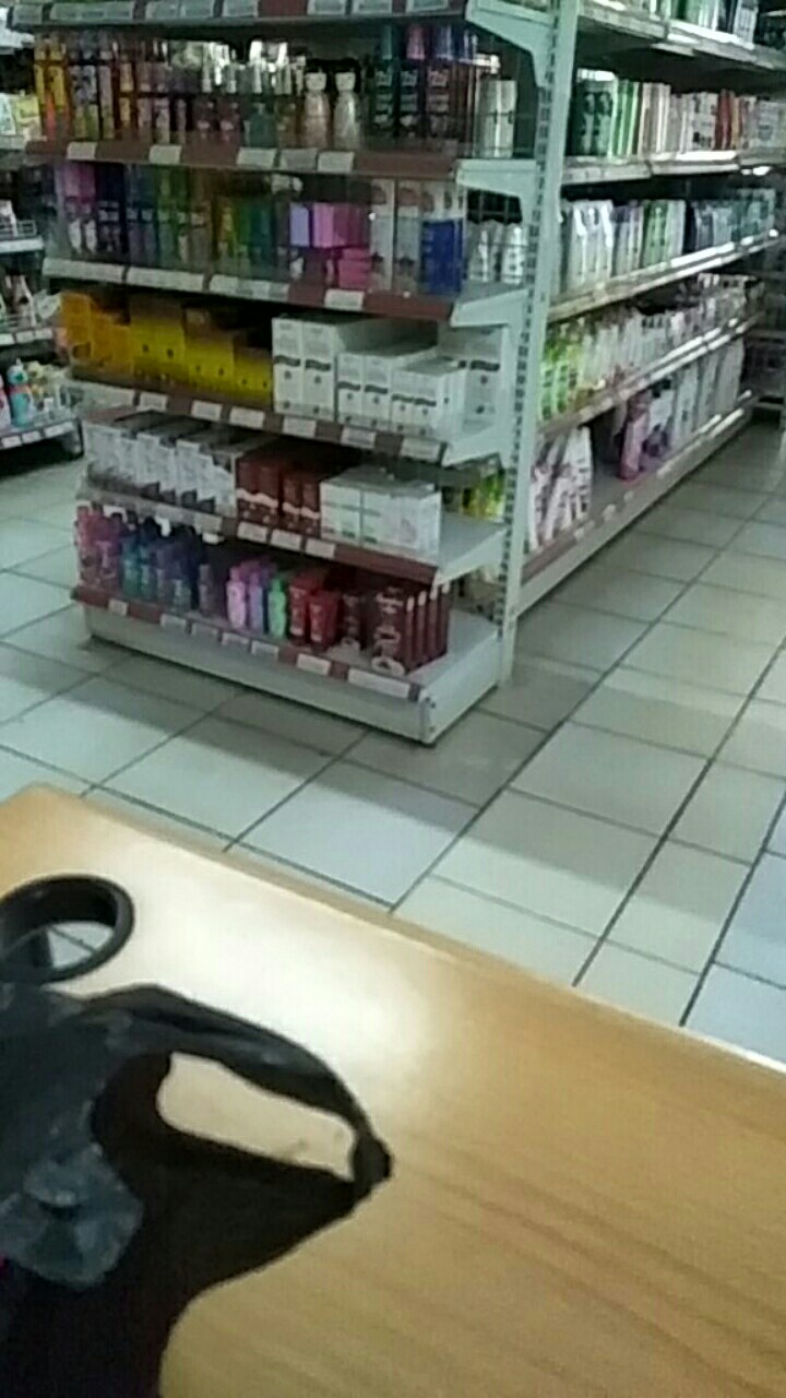 Hem Motif Daun Surfing