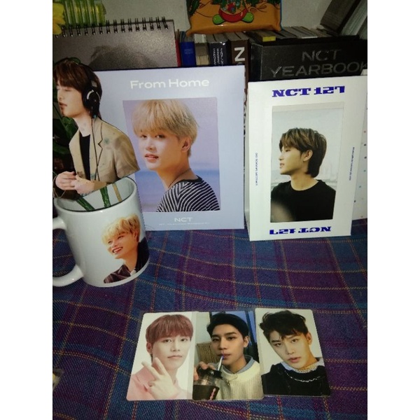 BOOKED taeil tihol 18+1st anniv+suhum stamp pc