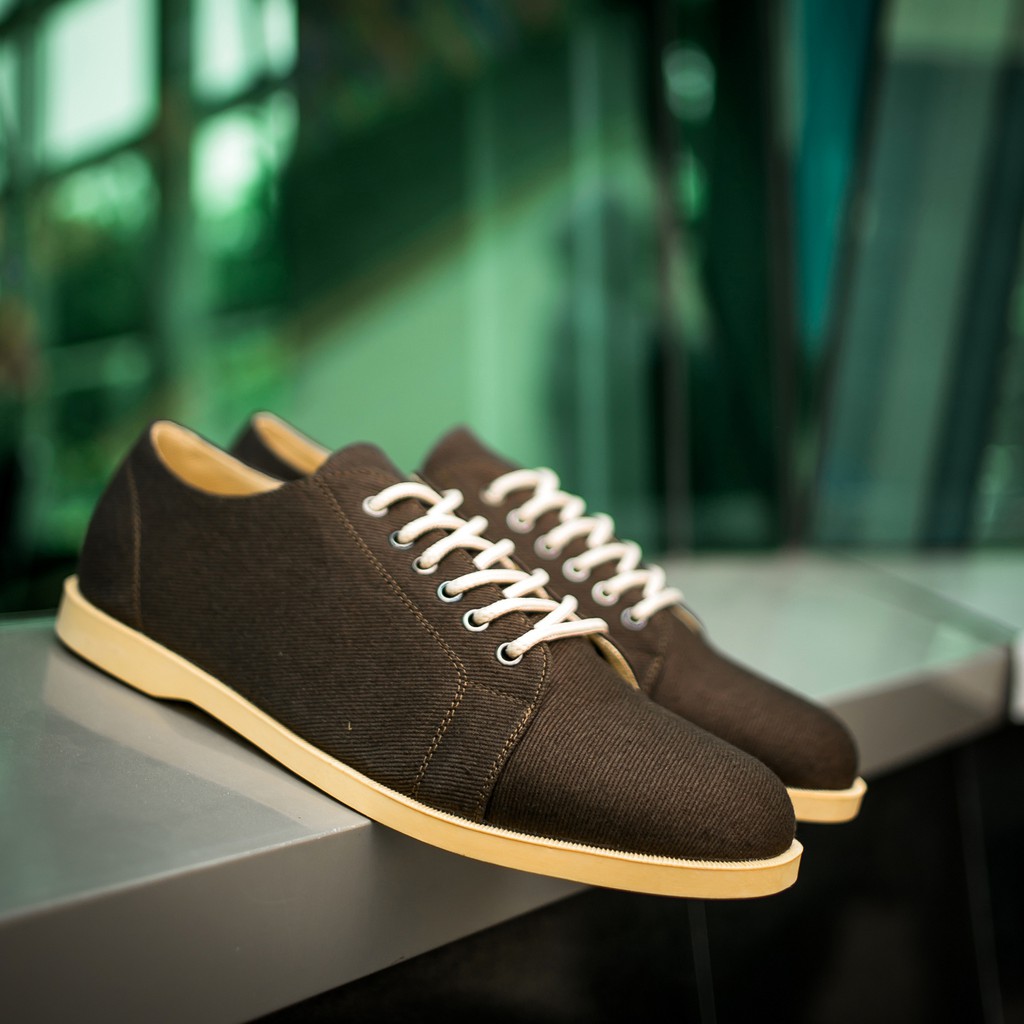 ELVRA Footwear - Sepatu Pria Sepatu Sneakers Sepatu Kasual Casual Sepatu Kanvas Canvas - Costa Brown Cream