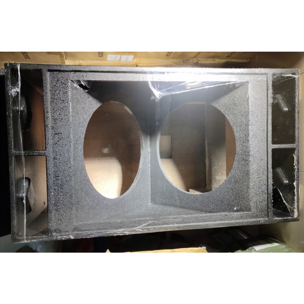 2 buah box subwofer speaker 18 inch dobel isi 2 komplit isi L 18P 300