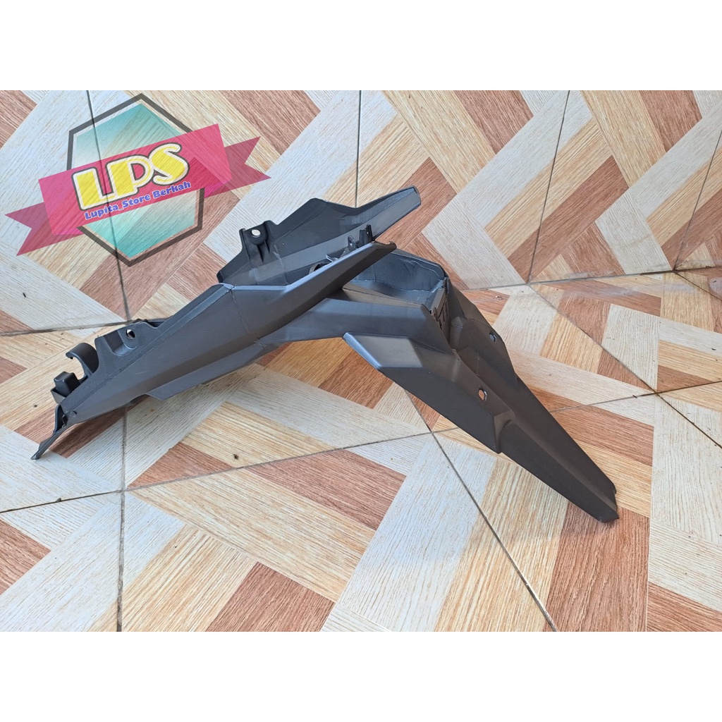 Spakbor Belakang Vario 125 150 LED 2015 2016 2017 Termurah