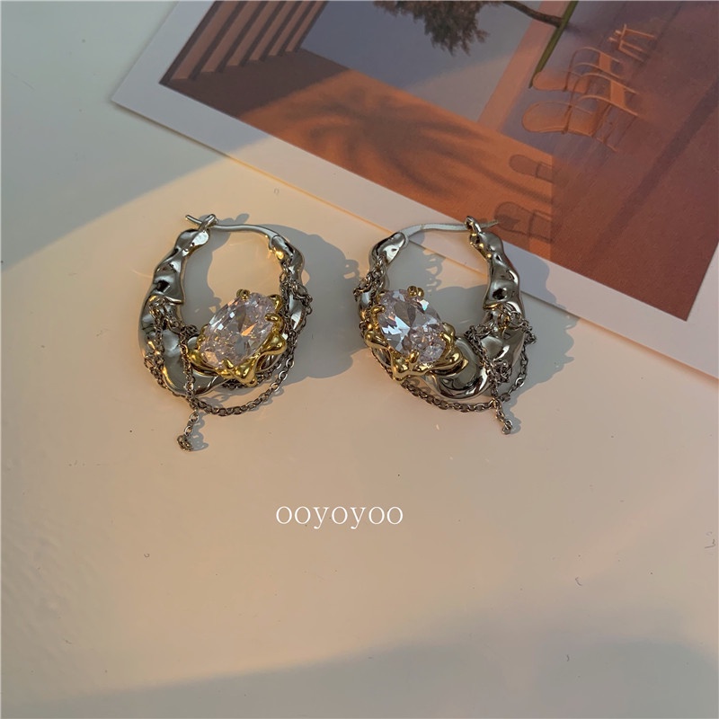 Anting Rantai Warna Kontras Untuk Aksesoris