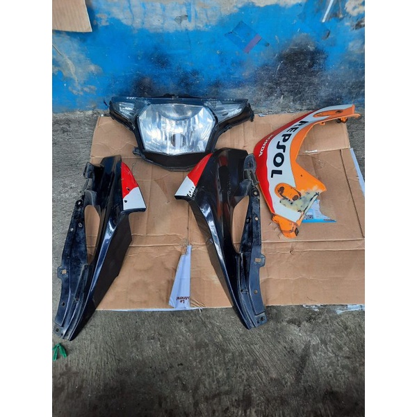 batok lampu reflektor refektor cover headlamp depan cbr 150 fi cbu thailand buil up
