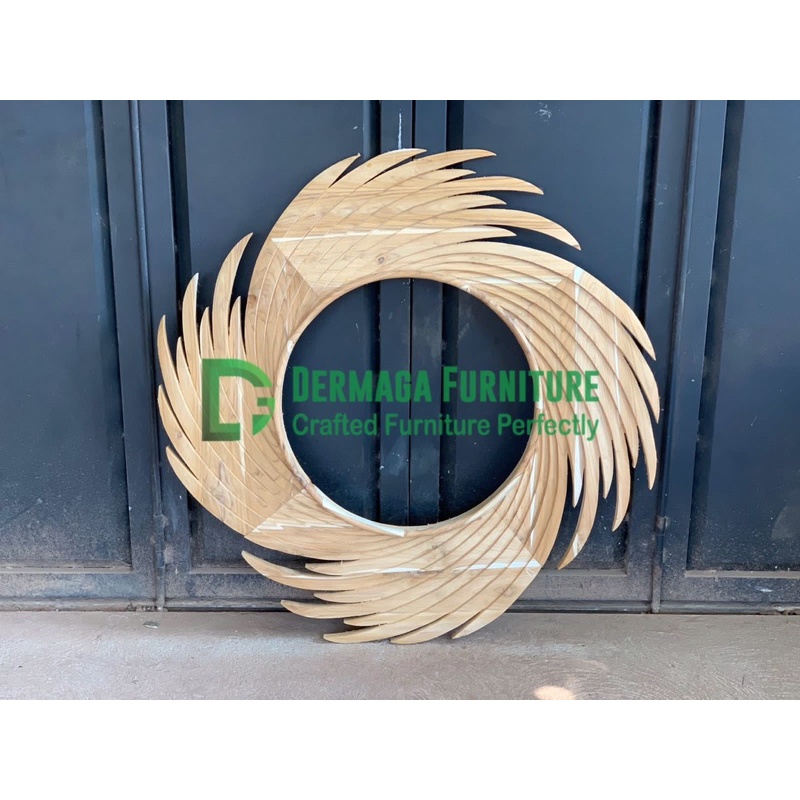FIGURA JANUR GANGSING KAYU JATI FIGURA MINIMALIS FIGURA DEKORASI RUANGAN
