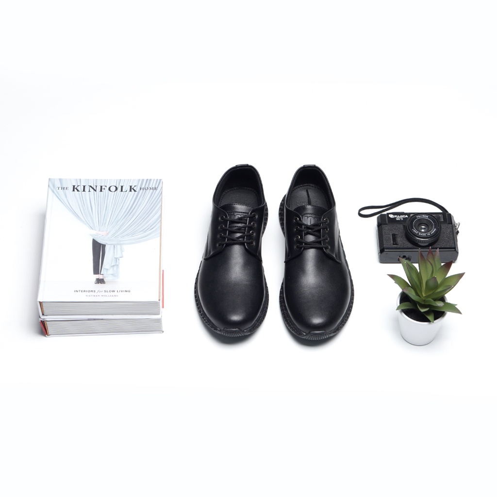 CAPT BLACK ORIGINAL x JOEY Sepatu Formal Full Hitam Tali Pria Pantofel Kerja Kantor Dinas Resmi Guru Kantoran Wisuda Kuliah Pesta Pernikahan Kondangan Nikah Undangan Wedding Modern Oxford Casual Derby Semi Kulit Premium JYF Footwear Keren Terbaru Kekinian