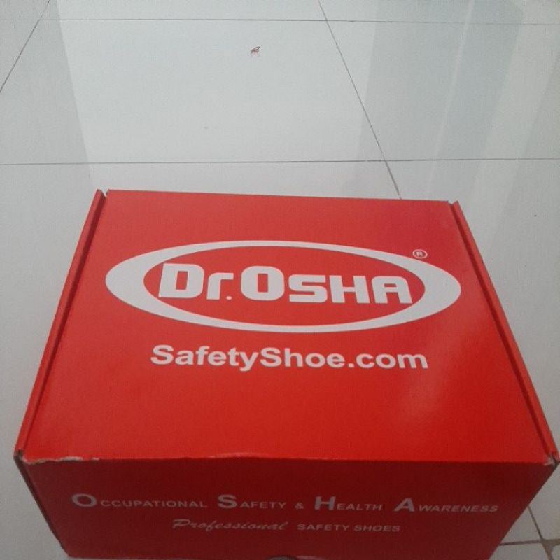sepatu safety / safety shoes