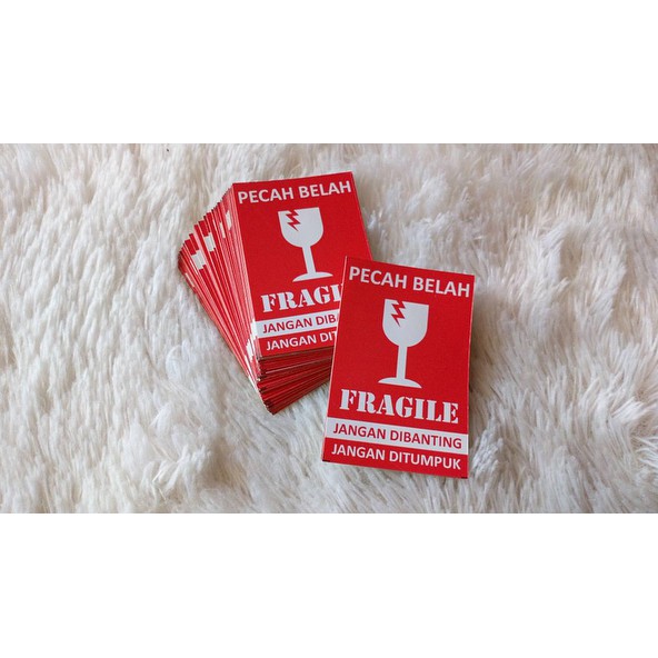 

Stiker Fragile Bahan Vinyl Anti Air Ukuran 10 cm x 5 cm
