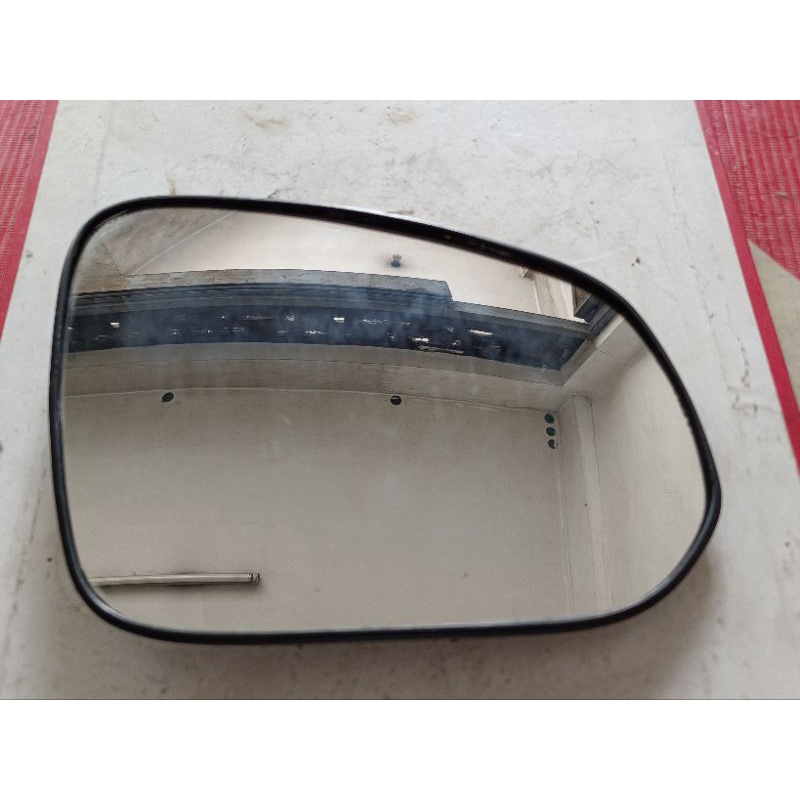 kaca spion inova reborn