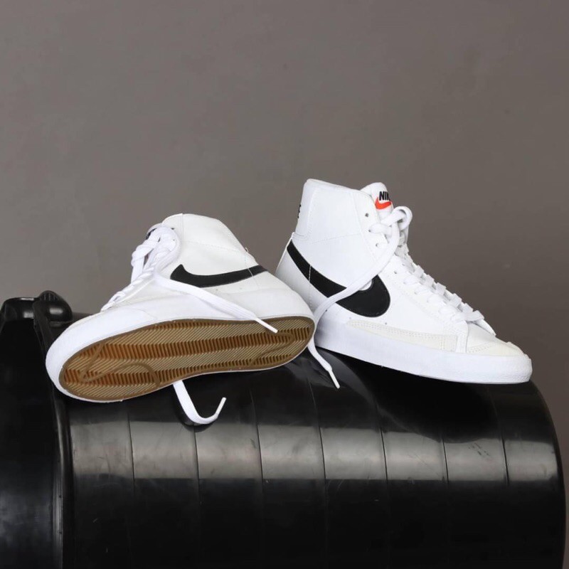 NIKE BLAZER MID 77 WHITE BLACK