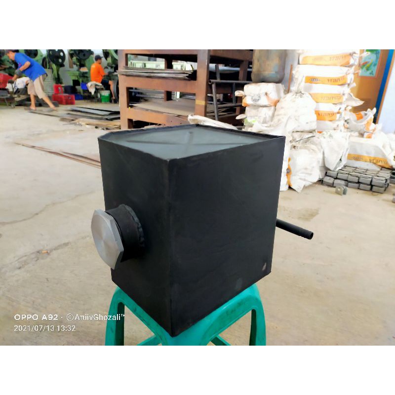 Tangki Oli Dump Truk