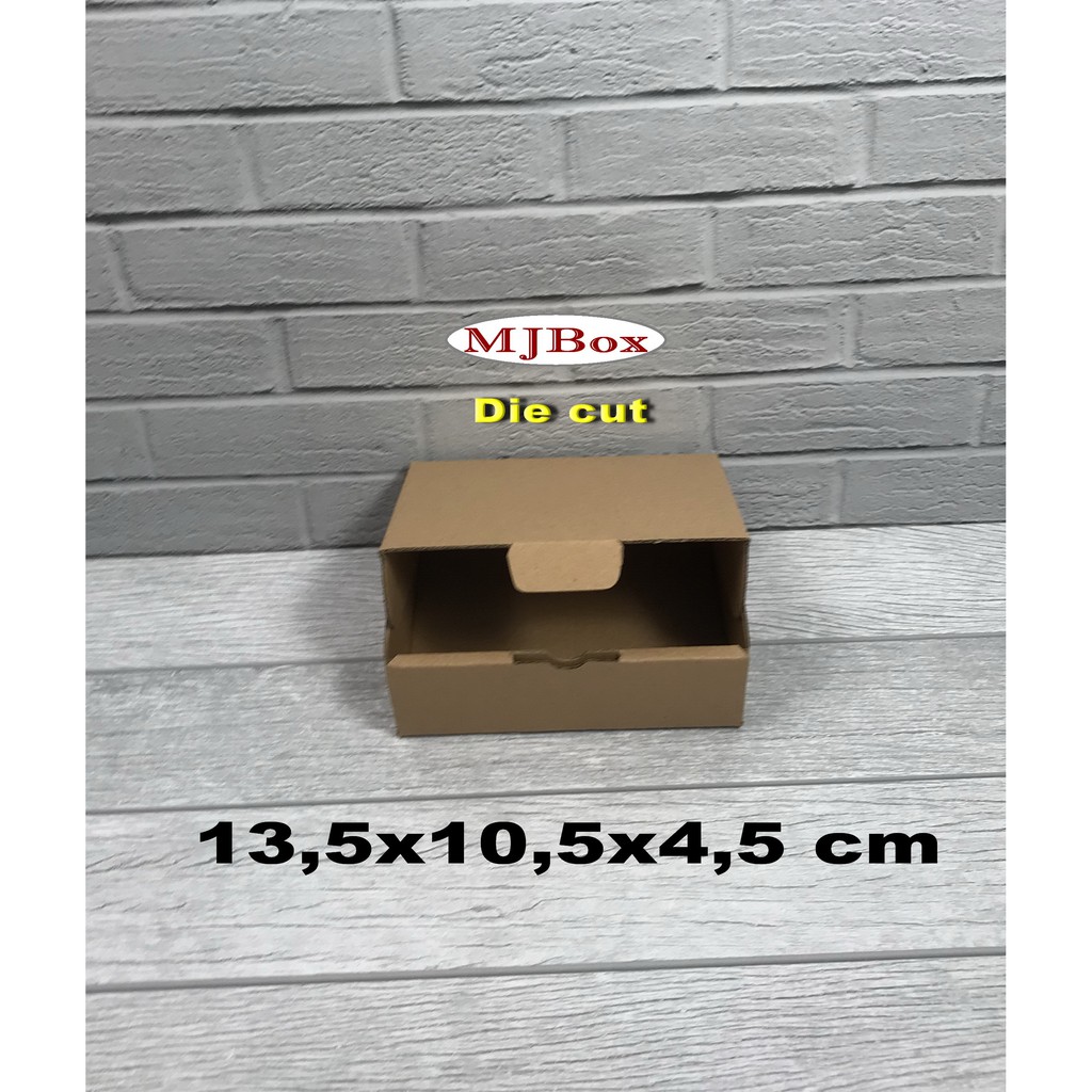 Kardus Uk. 13.5x10.5x4.5 cm...Die Cut-3