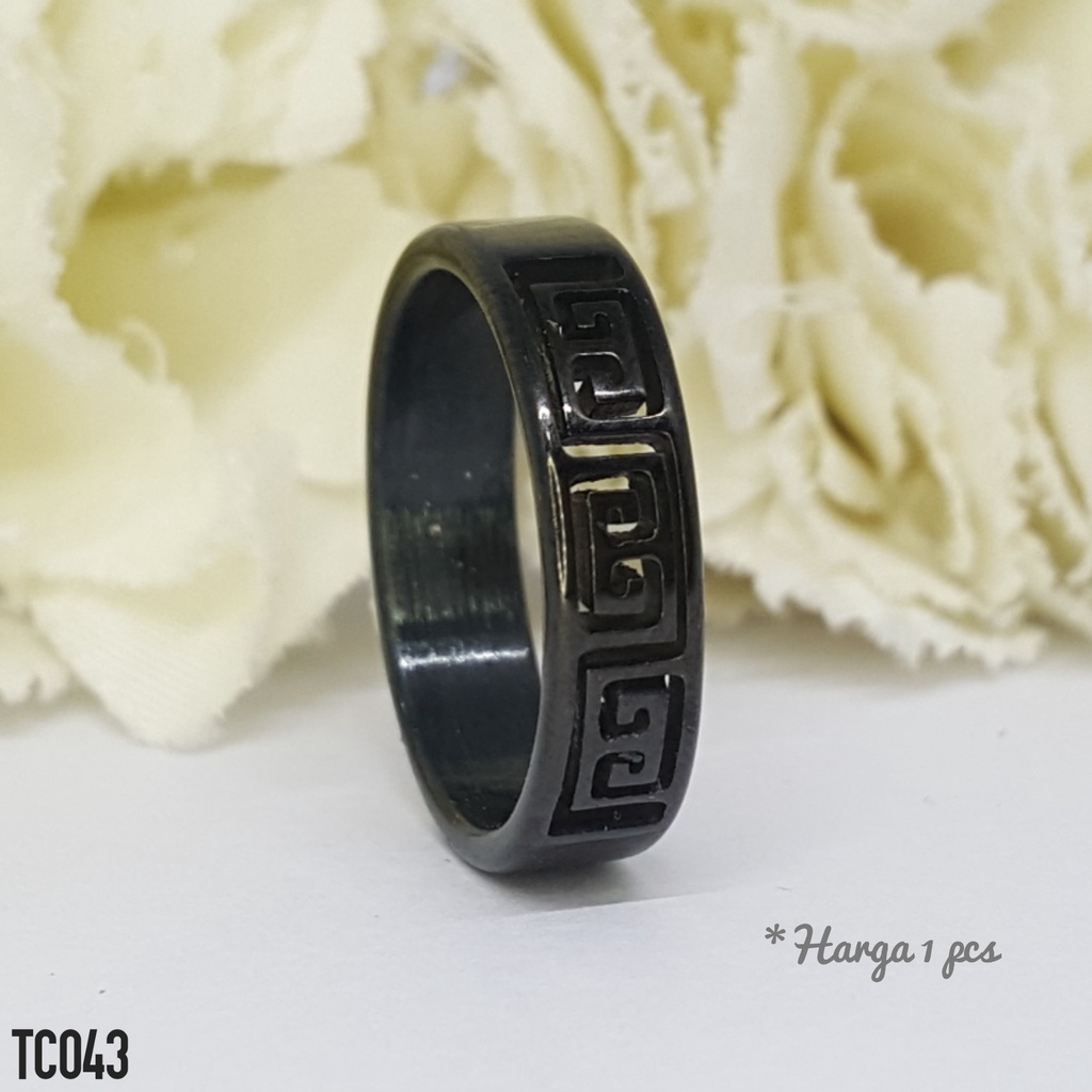 PGX Cincin Titanium Couple Hitam Aksesoris Fashion Perhiasan Anti Karat - TC043