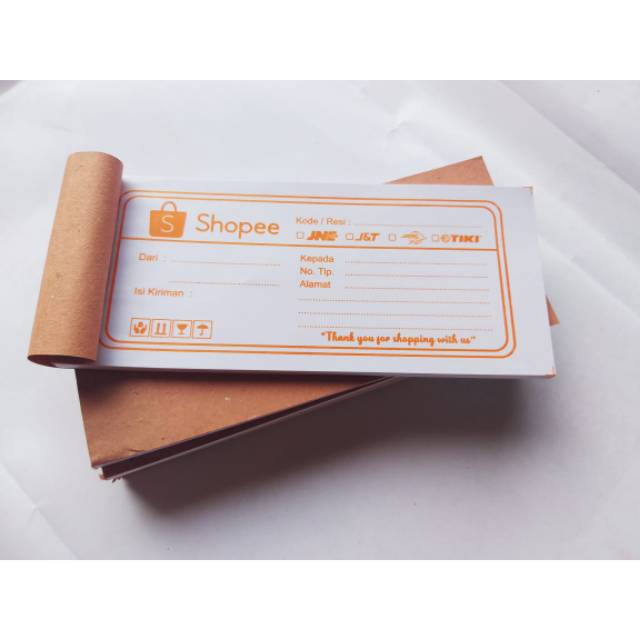 

LABEL PENGIRIMAN SHOPEE PERSEGI PANJANG ISI 50 LEMBAR / BUKU