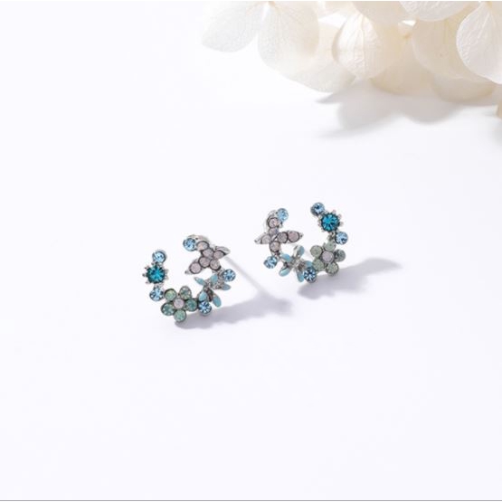 Anting Wanita Bunga Dengan Aksen Permata Aksesoris Fashion-A
