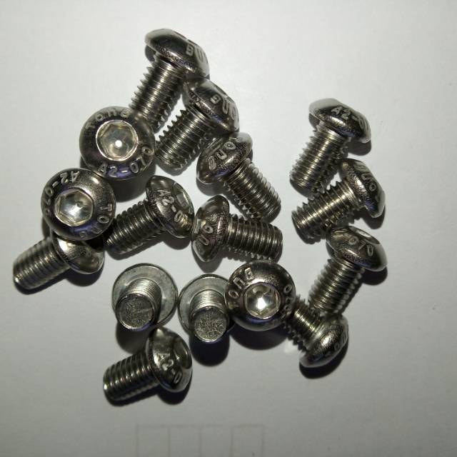 Button L M6 X 10 (1cm)stainless 304