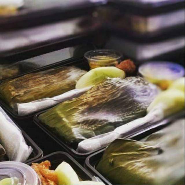 

Nasi Bakar