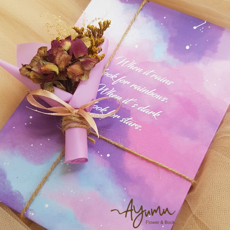 

Notebook Lucu / Hadiah Lucu / Dried Fower / Mini Bouqet / Diary Cantik / Diary Hardcover A5