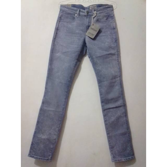 Wrangler Bryson "InfiCool" Super Skinny Light Blue Original